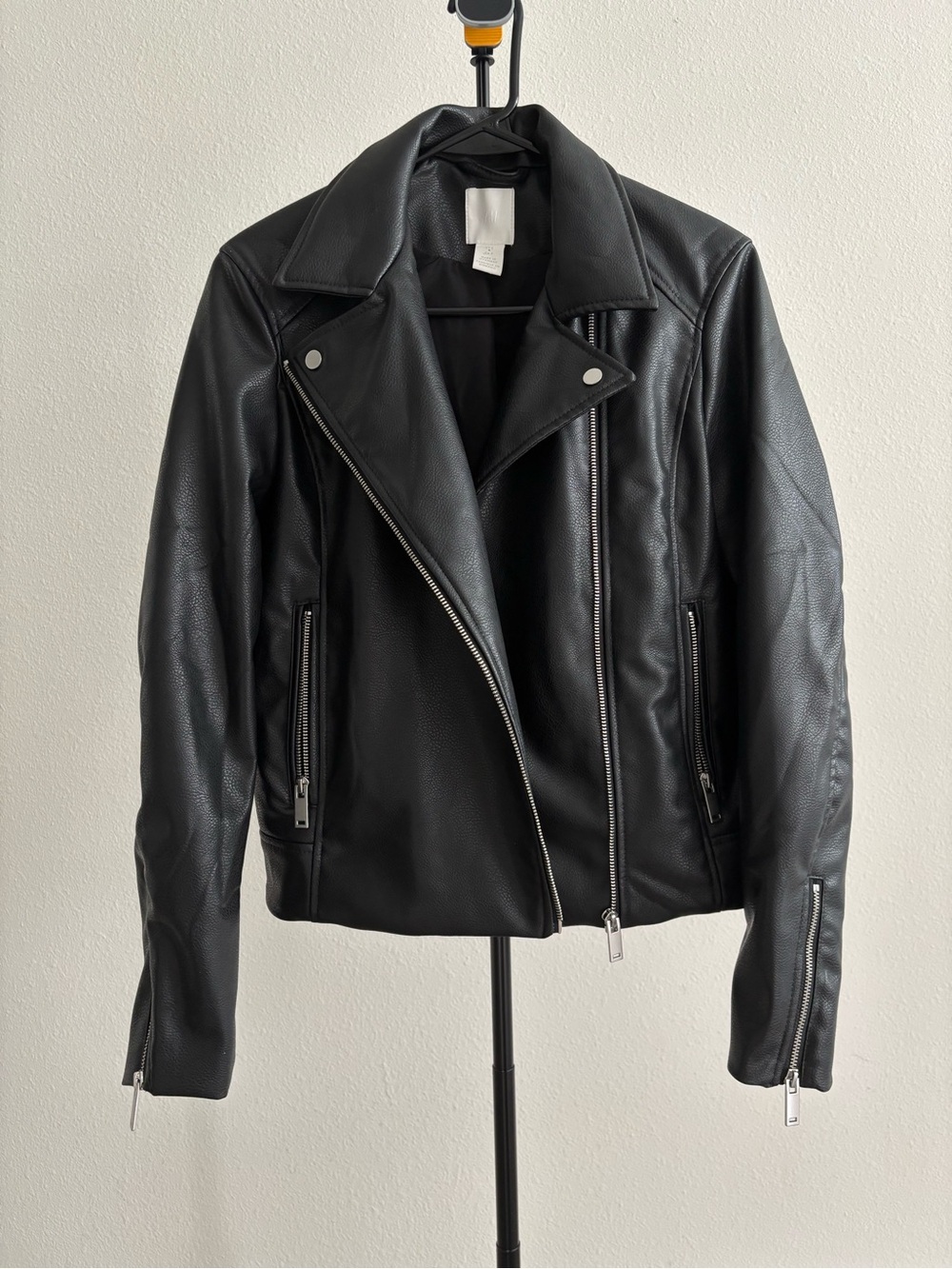 H&M Women’s Faux Leather Moto Jacket Black Size S Biker Style Zip Up - Picture 2 of 15
